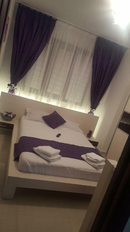 Apartament Lenus'K Lägenhet Bukarest Exteriör bild
